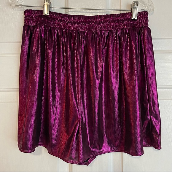 Zara Pink Metallic Shorts - Picture 2 of 5